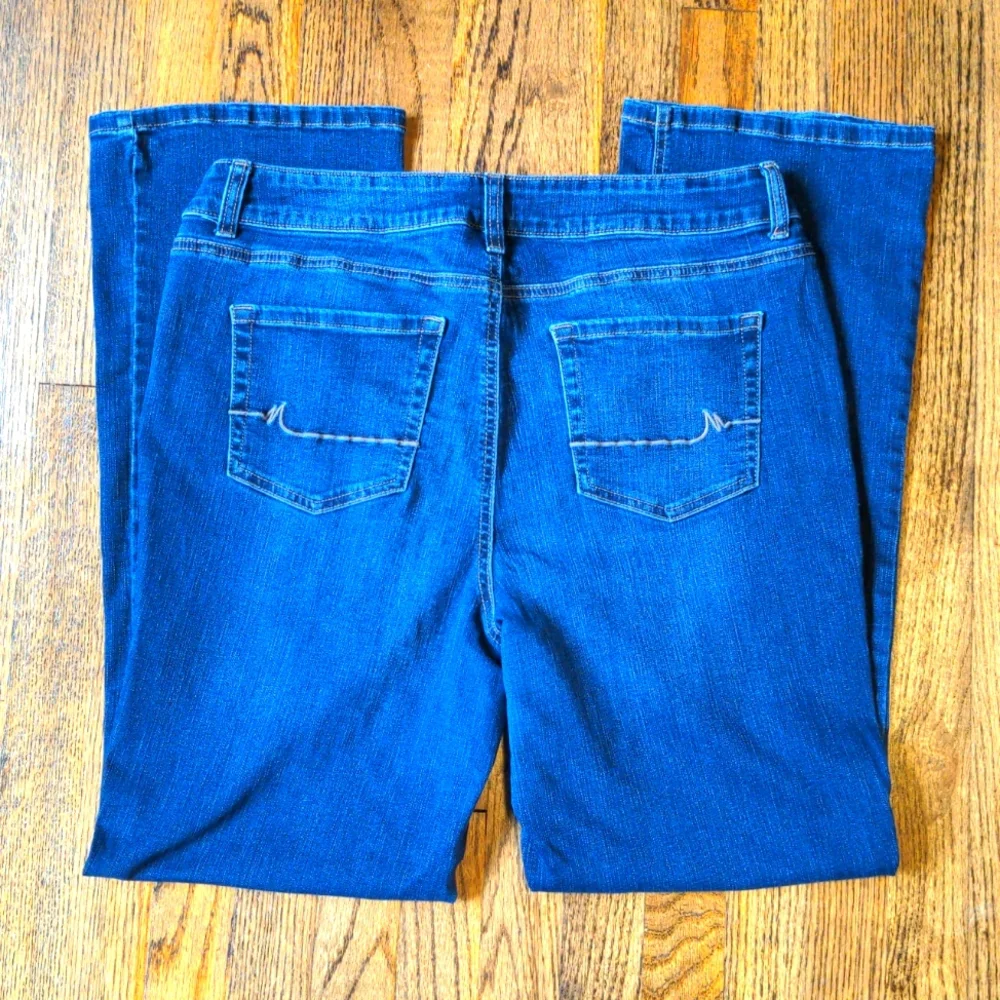 MAURICES Mid-Rise Jeans - Picture 3 of 8